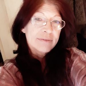 Meet your Posher, Leanna